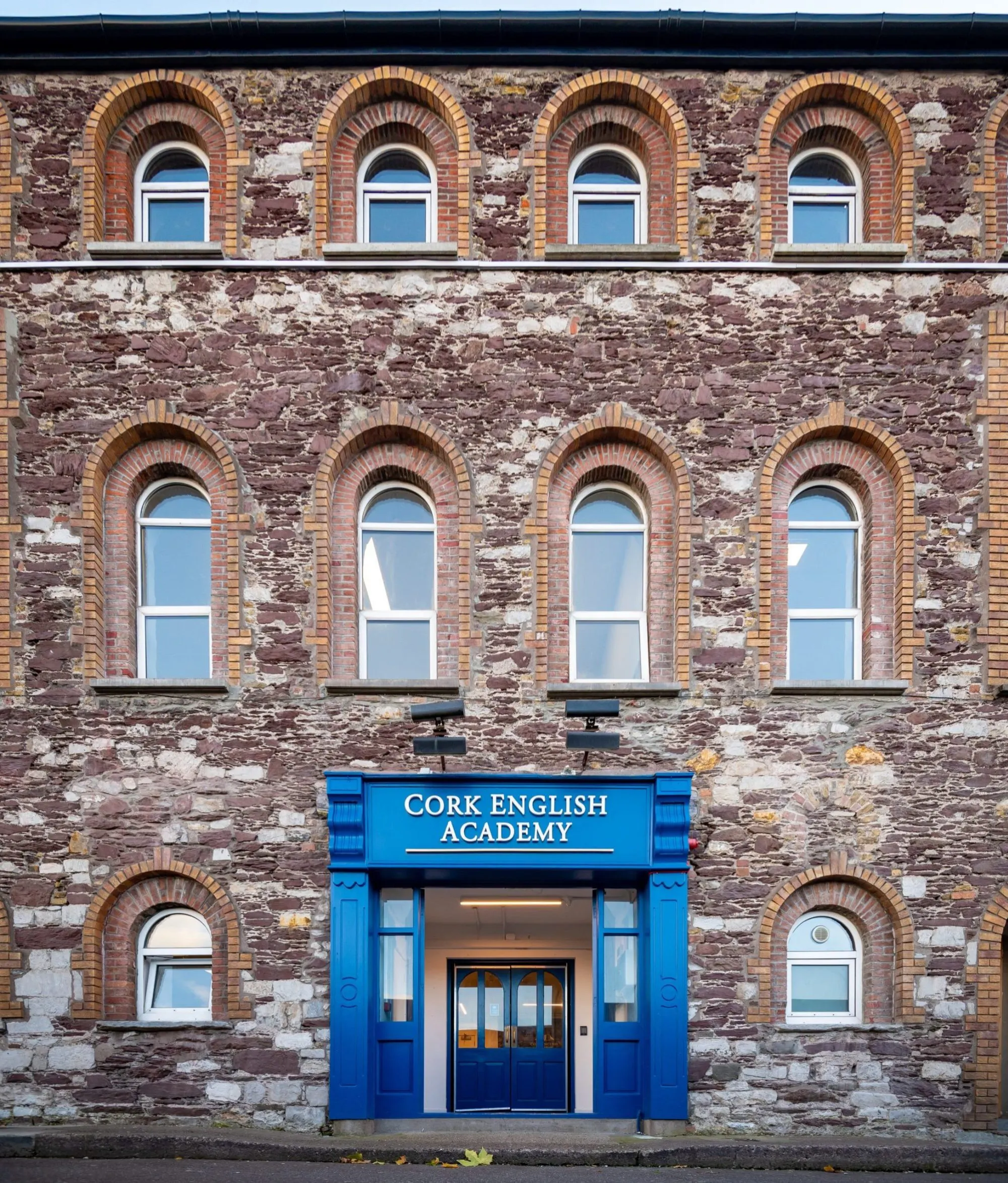 Entrée de Cork English Academy à Drinan Street